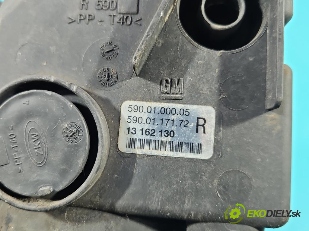 Opel Vectra C 2002-2008 1.9 cdti 120 hp manual 88 kW 1910 cm3 5- Halogen pravý 13162130 (Klika dveří ostatní)