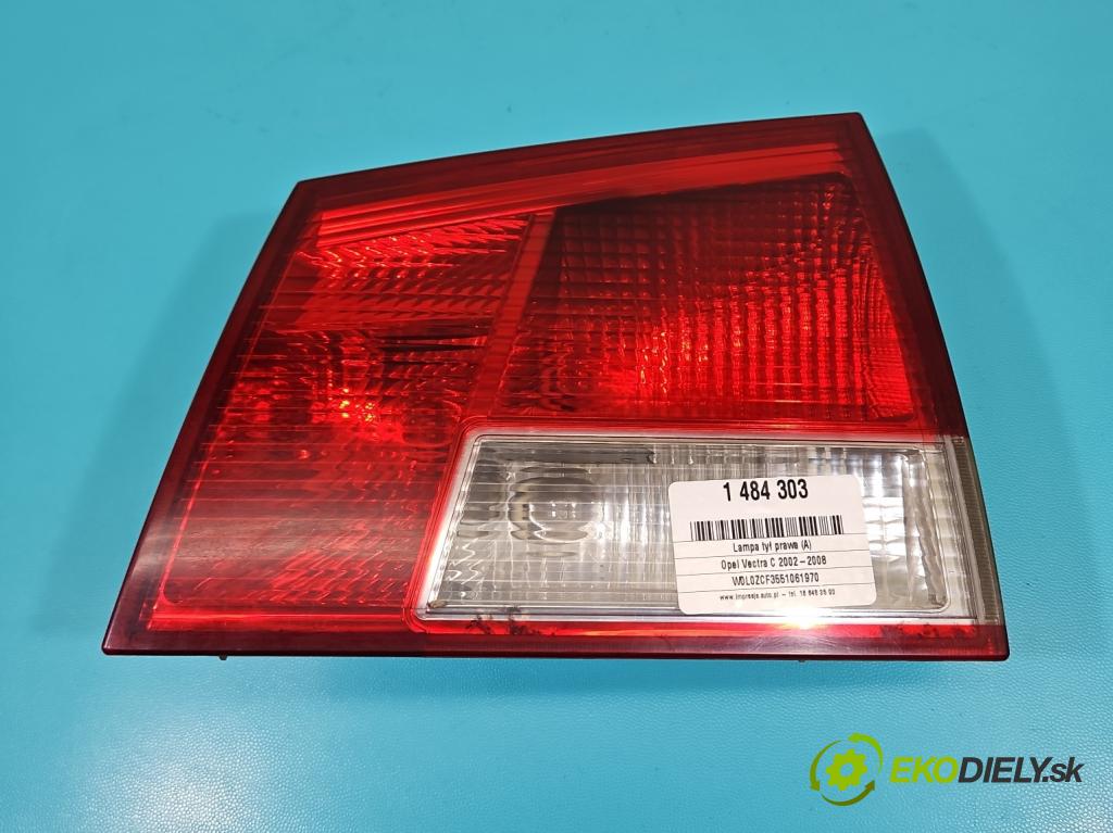 Opel Vectra C 2002-2008 1.9 cdti 120 hp manual 88 kW 1910 cm3 5- světlo zadní pravé 24469464 (Klika dveří ostatní)