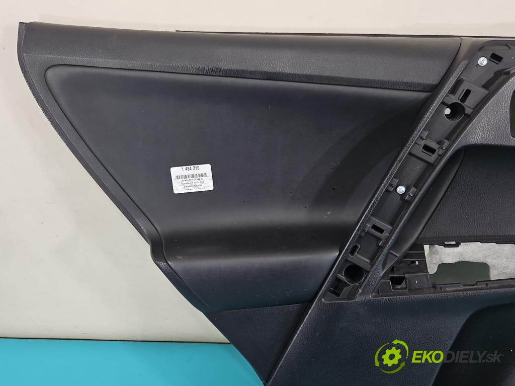 Toyota Rav4 IV 2013-2018 2.0 D4D 143 hp manual 105 kW 1995 cm3 5- Tapacír: dveře zadní levé