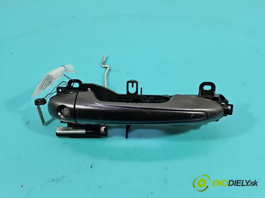 Toyota Rav4 IV 2013-2018 2.0 D4D 143 HP manual 105 kW 1995 cm3 5- rukoväť predné ľavé mimo:  (Kľučka dverí vonkajšia predná ľavá)