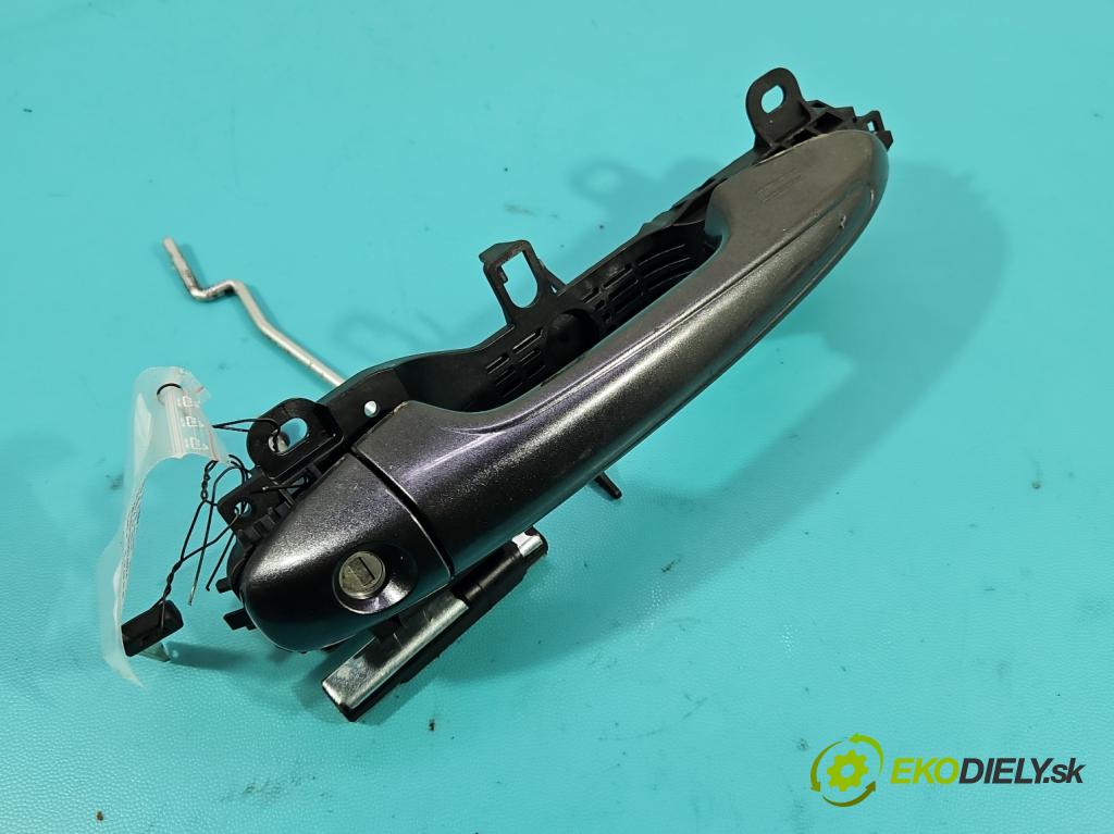 Toyota Rav4 IV 2013-2018 2.0 D4D 143 HP manual 105 kW 1995 cm3 5- rukoväť predné ľavé mimo:  (Kľučka dverí vonkajšia predná ľavá)