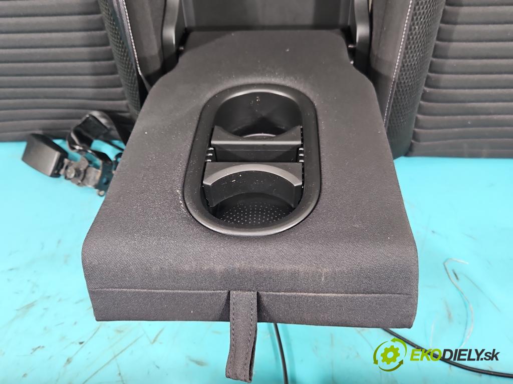 Vw Golf VII 2012-2020 1.4 TSI 150 HP automatic 110 kW 1395 cm3 5- Pohovka: zadné (Sedadlo)