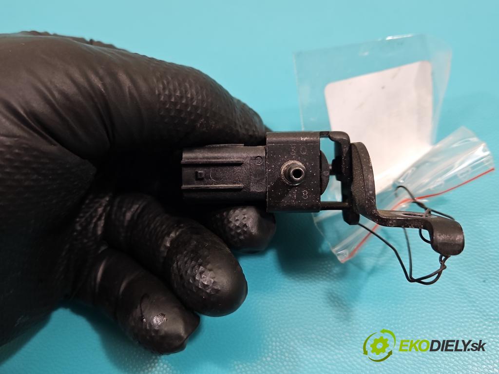 Honda CR-V III 2006-2011 2.2 i-CTDi 140 HP manual 103 kW 2204 cm3 5- ventil podtlaku 101362-4890 (Ventil)