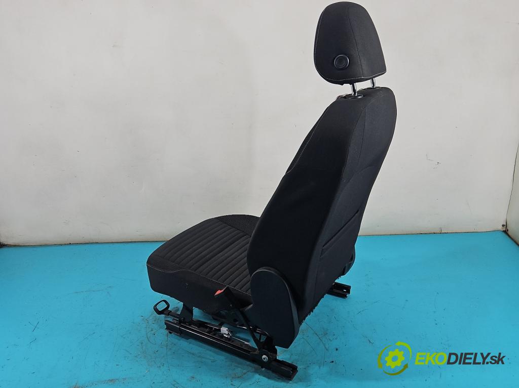 Vw Golf VII 2012-2020 1.4 TSI 150 HP automatic 110 kW 1395 cm3 5- Sedačka pravý  (Sedadlo)