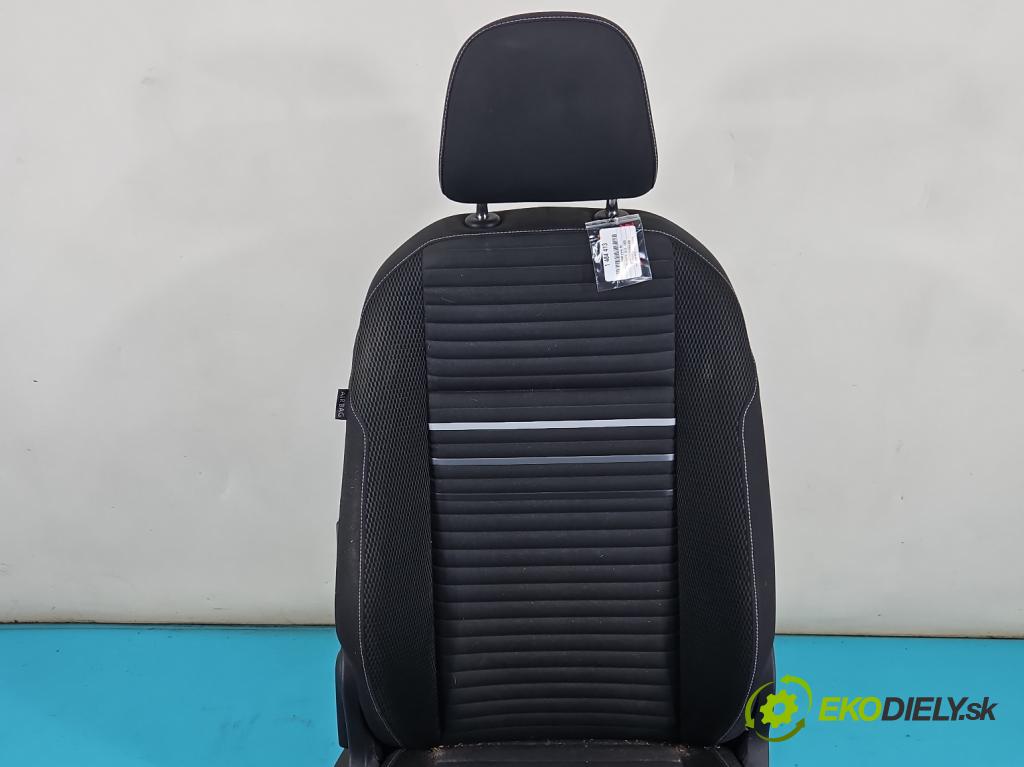 Vw Golf VII 2012-2020 1.4 TSI 150 HP automatic 110 kW 1395 cm3 5- Sedačka pravý  (Sedadlo)