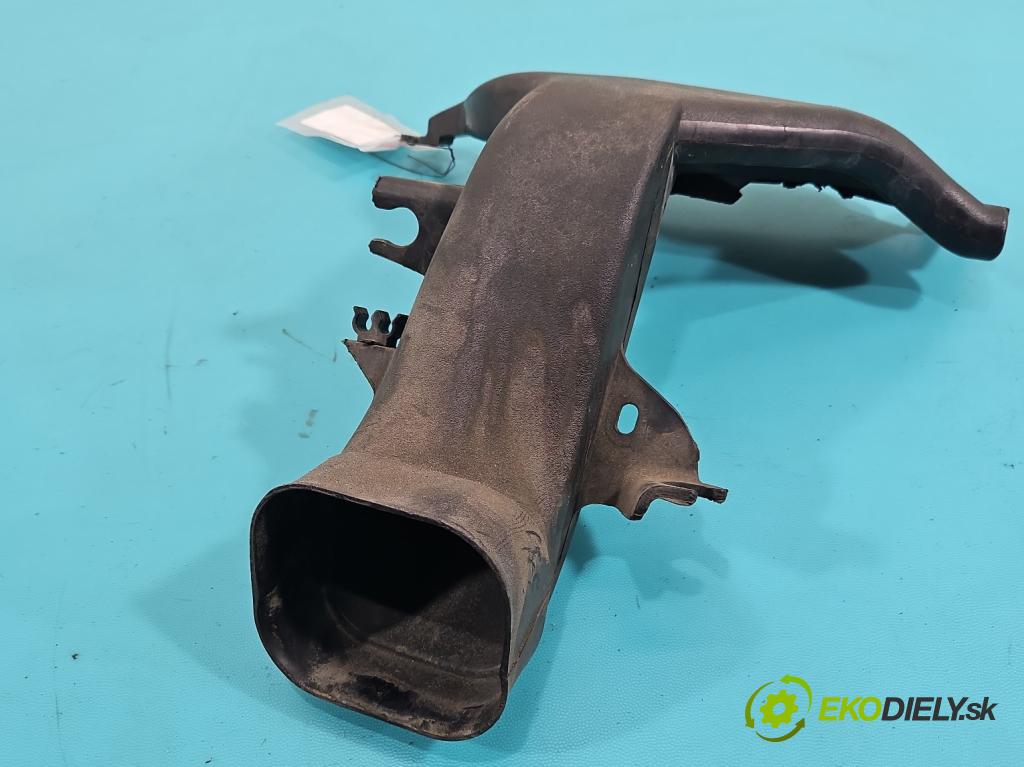 Lexus RX II 2003-2008 3.5 V6 automatic 203 kW 3456 cm3 5- Vstup: vzduchu 17752-31050