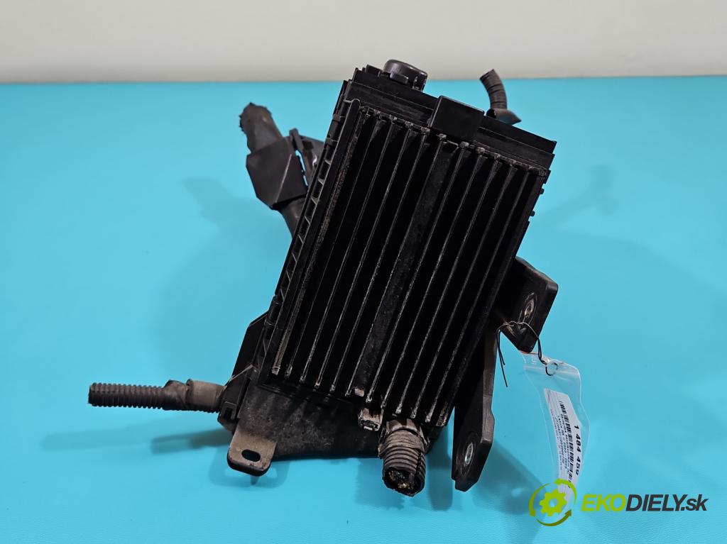 Lexus RX II 2003-2008 3.5 V6 automatic 203 kW 3456 cm3 5- skříňka pojistková  (Pojistková skříňka)