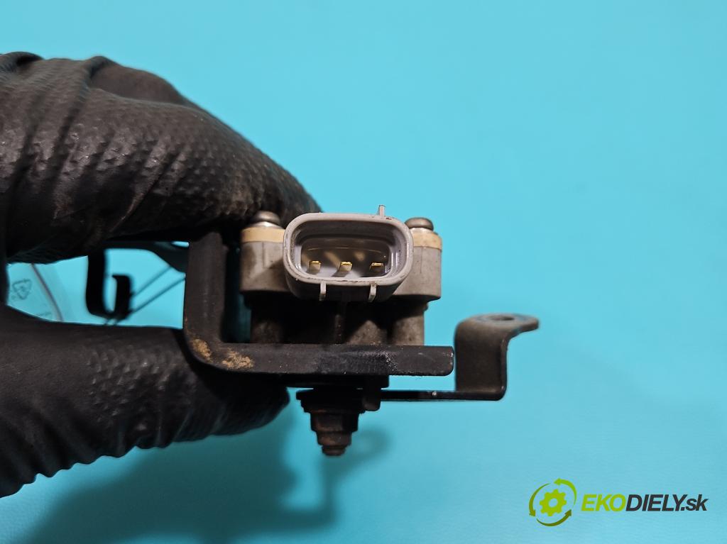 Lexus RX II 2003-2008 3.5 V6 automatic 203 kW 3456 cm3 5- snímač nastavenia xenon  (Snímač)