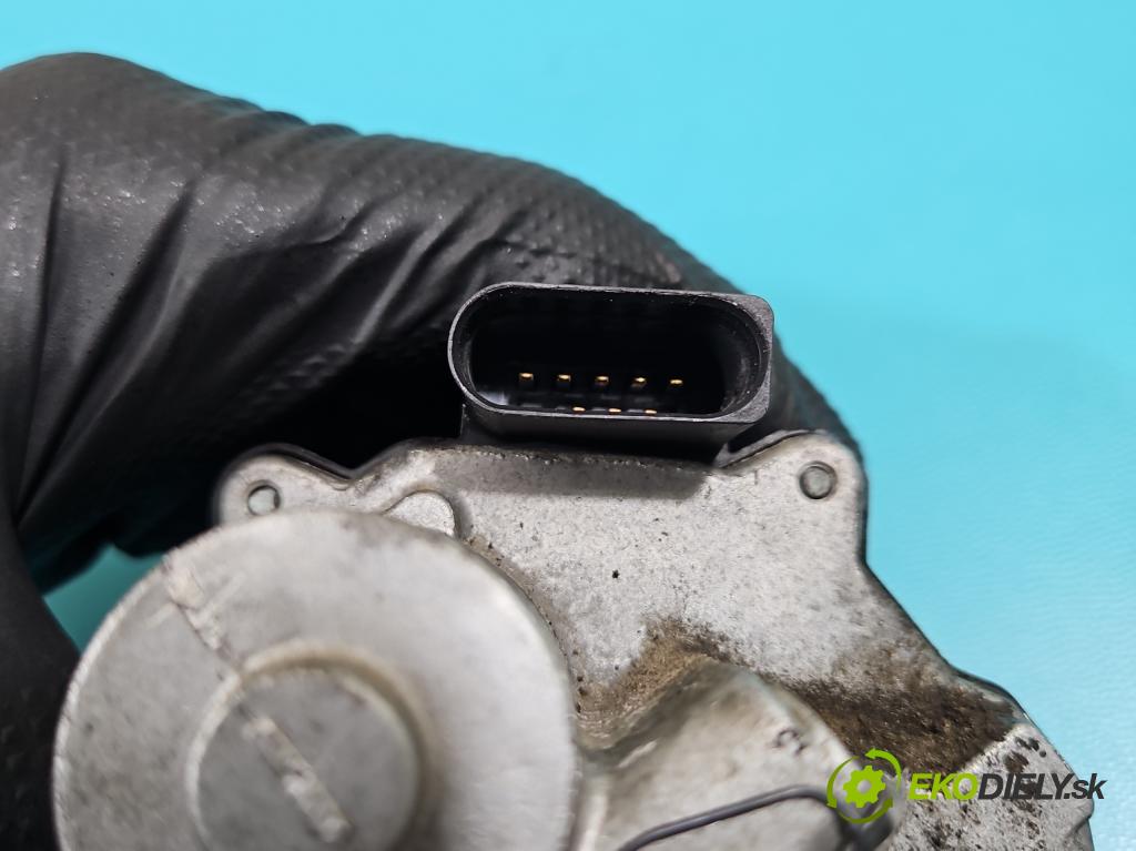 Vw Tiguan I 2007-2016 2.0 tdi 140 HP automatic 103 kW 1968 cm3 5- Ovladač: klapky: kolektor A2C53248883 (Motorček ostatné)