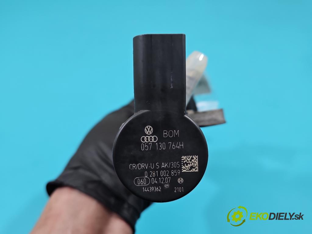 Vw Tiguan I 2007-2016 2.0 tdi 140 HP automatic 103 kW 1968 cm3 5- lišta vstrekovacia 03L130089 (Vstrekovacia lišta)