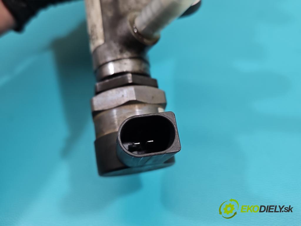 Vw Tiguan I 2007-2016 2.0 tdi 140 HP automatic 103 kW 1968 cm3 5- lišta vstrekovacia 03L130089 (Vstrekovacia lišta)