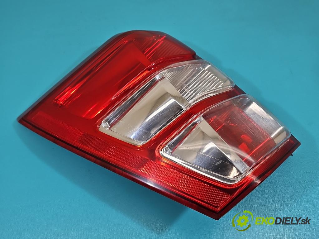 Suzuki Grand Vitara II 2005-2014 2.4 16V 169KM manual 124 kW 2393 cm3 5- světlo zadní levé 220-59079 (Klika dveří ostatní)