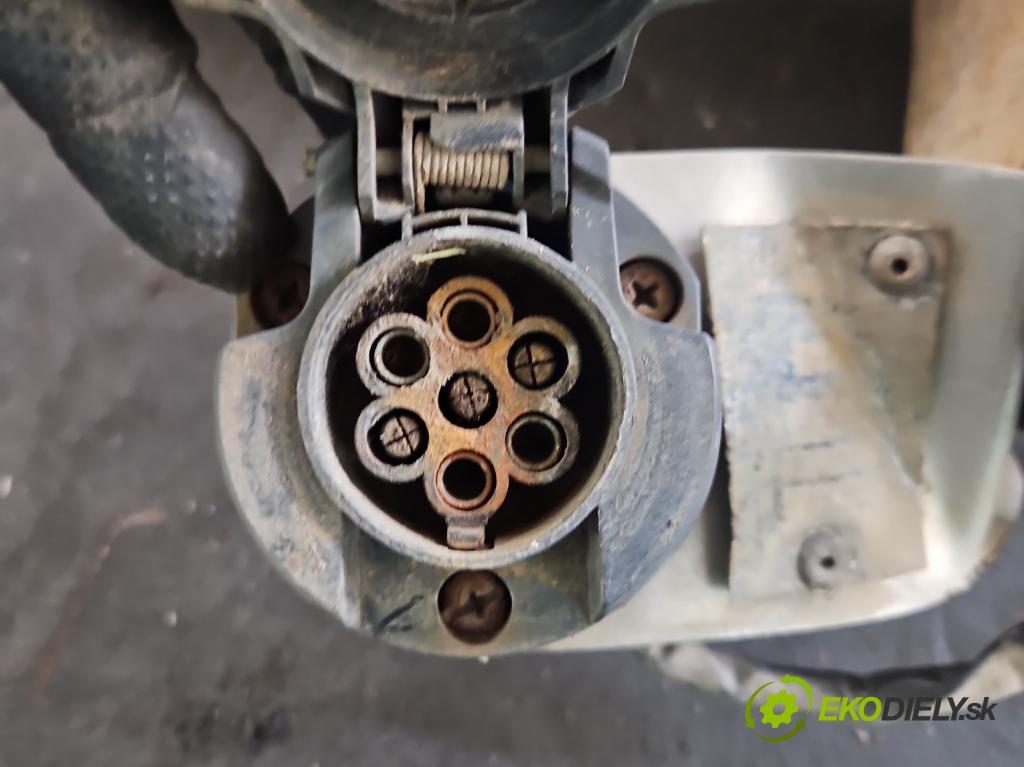 Suzuki Grand Vitara II 2005-2014 2.4 16V 169KM manual 124 kW 2393 cm3 5- oko tažné  (Tažné zařízení)