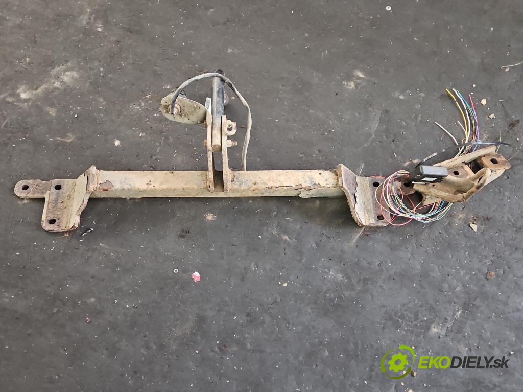 Suzuki Grand Vitara II 2005-2014 2.4 16V 169KM manual 124 kW 2393 cm3 5- oko tažné  (Tažné zařízení)