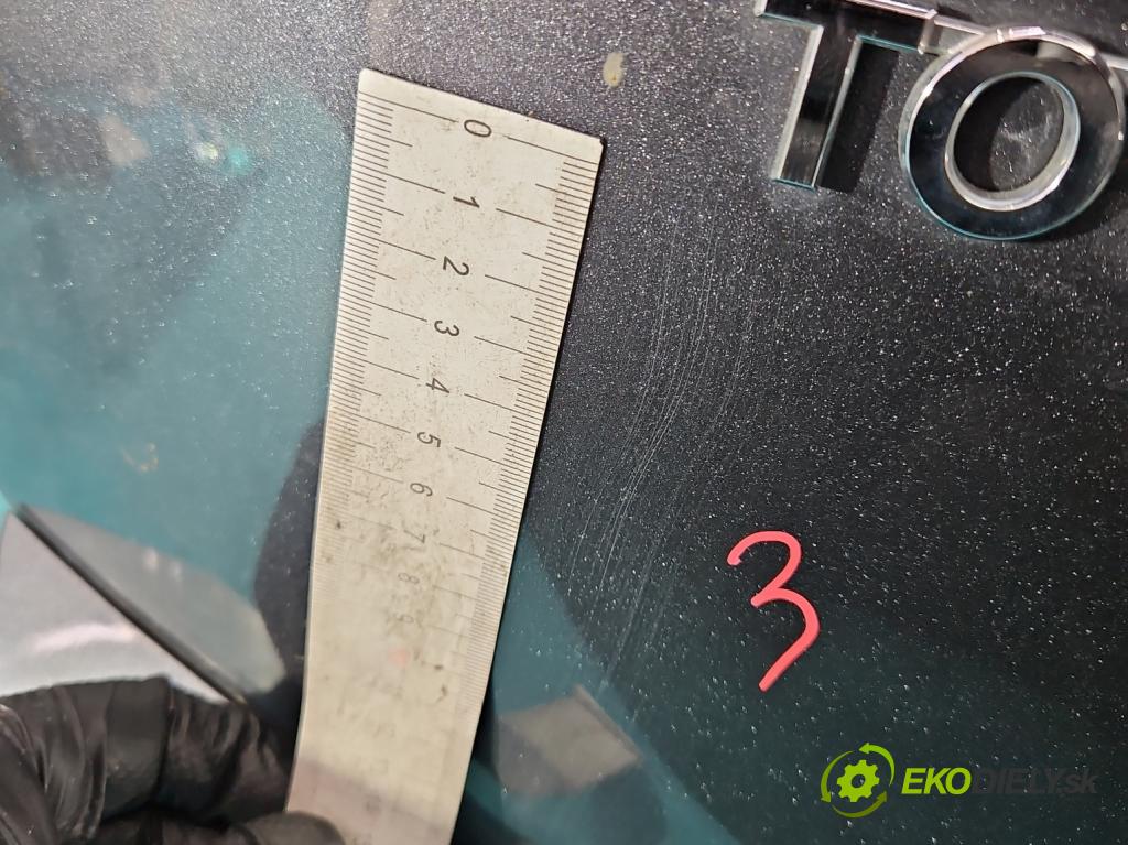 Toyota Rav4 IV 2013-2018 2.0 D4D 143 hp manual 105 kW 1995 cm3 5- zadní kufrové dveře  (Zadní kapota (kufr))