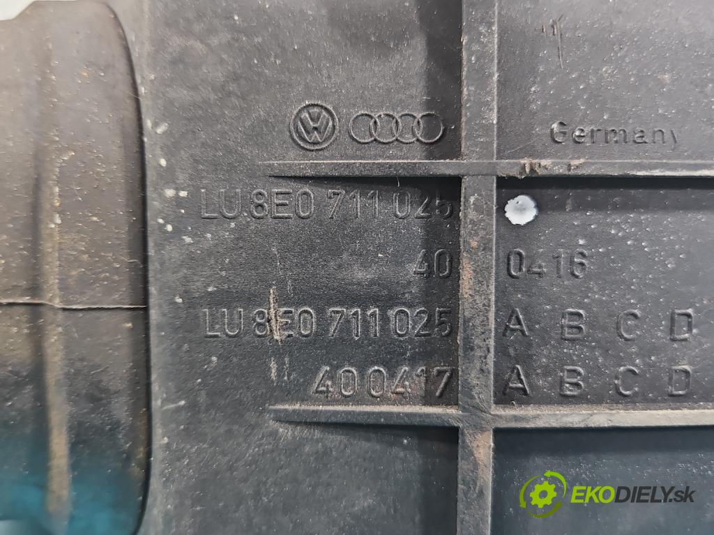 Audi A4 B6 2000-2004 2.0 20V 131 hp manual 96 kW 1984 cm3 4- kulisa změny stupňová 8E0711025 (Řadicí páka (kulisa) )