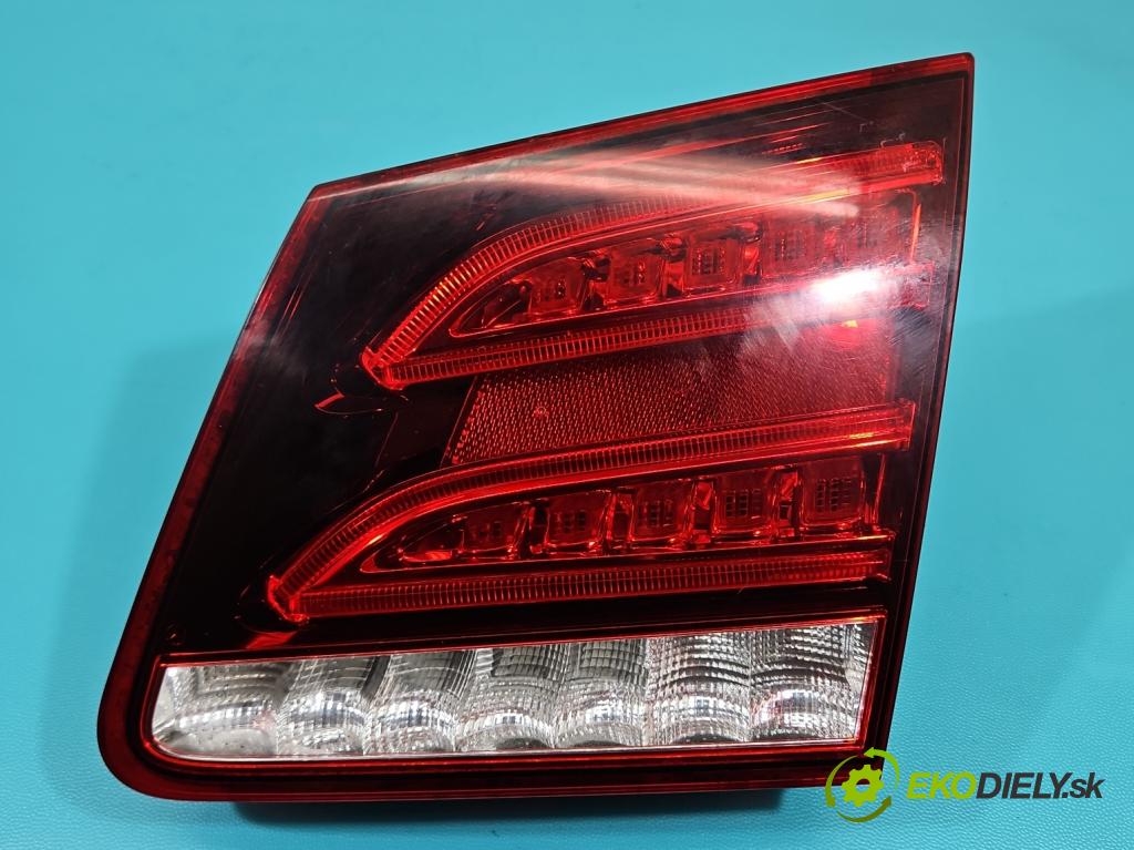 Mercedes E W212 2009-2016 2.2 CDI 136 HP automatic 100 kW 2143 cm3 5- svetlo / reflektor zadné pravé A2129062203 (Kľučka dverí ostatné)