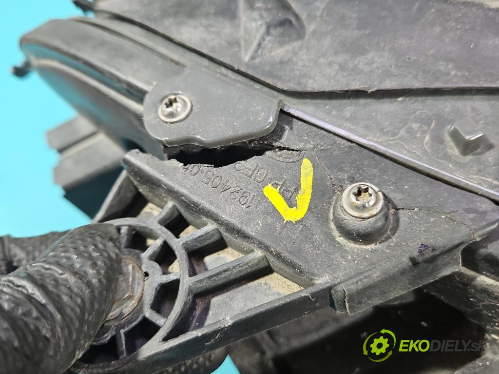 Mercedes E W212 2009-2016 2.2 CDI 136 HP automatic 100 kW 2143 cm3 5- Reflektor: ľavý  (Kľučka dverí ostatné)