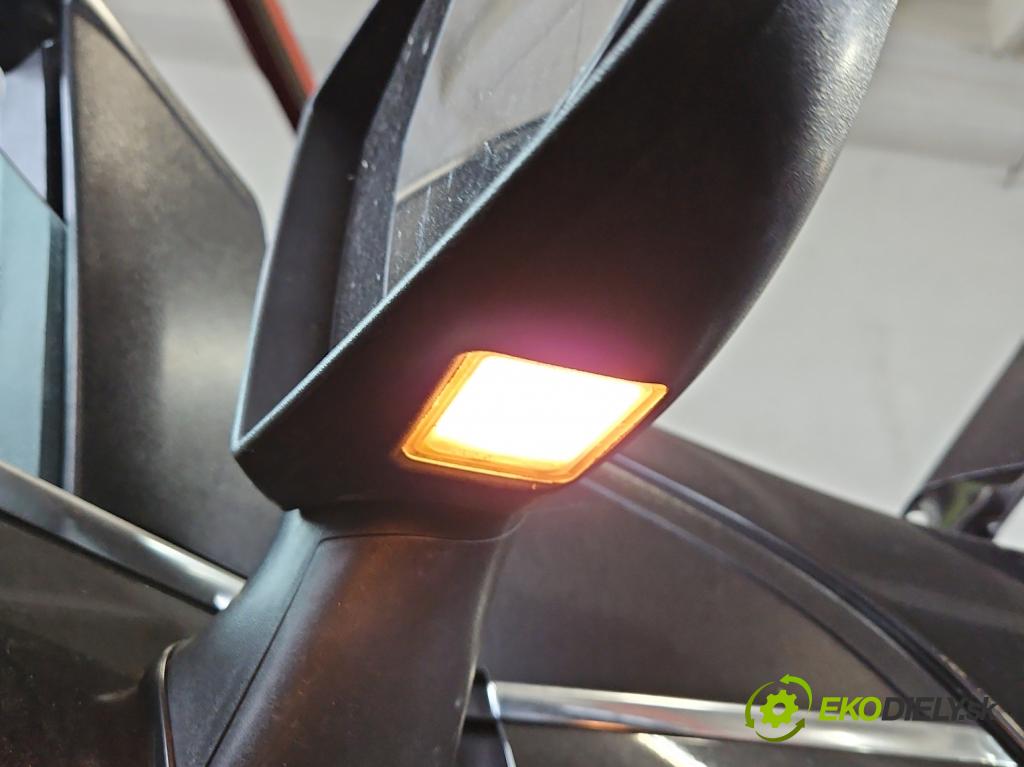 Ford Kuga Mk1 2008-2013 2.0 tdci 136hp manual 100 kW 1997 cm3 5- zpětné zrcátko pravé  (Klika dveří ostatní)