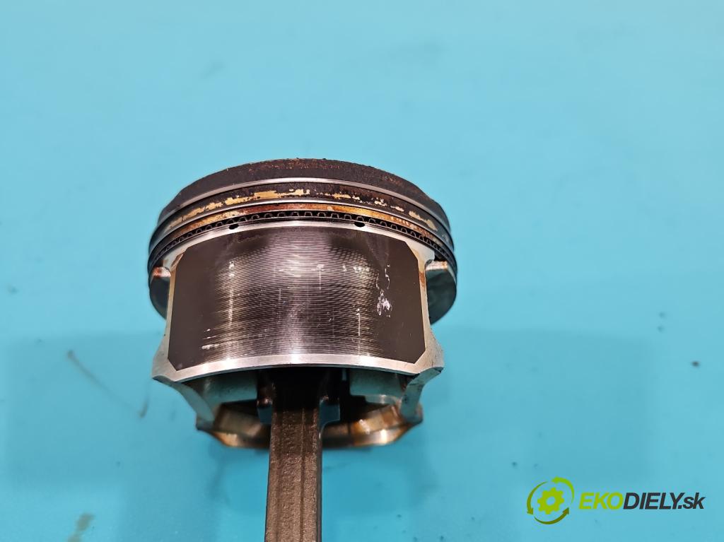 Nissan Juke I 2010-2019 1.6 16V 117 HP manual 86 kW 1598 cm3 5- piest  (Piest)