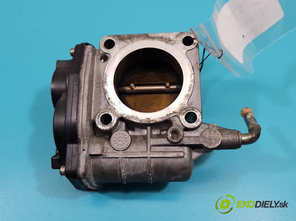 Nissan Juke I 2010-2019 1.6 16V 117 HP manual 86 kW 1598 cm3 5- klapka  (Škrtiaca klapka)