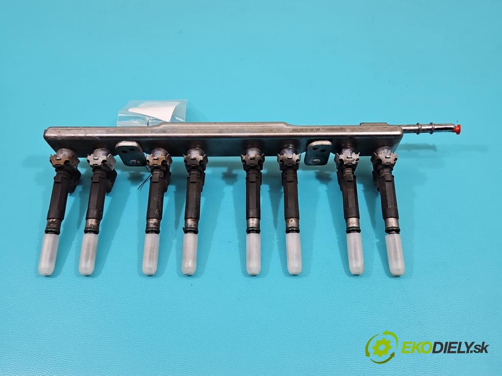 Nissan Juke I 2010-2019 1.6 16V 117 HP manual 86 kW 1598 cm3 5- vstrek  (Vstrekovač paliva)