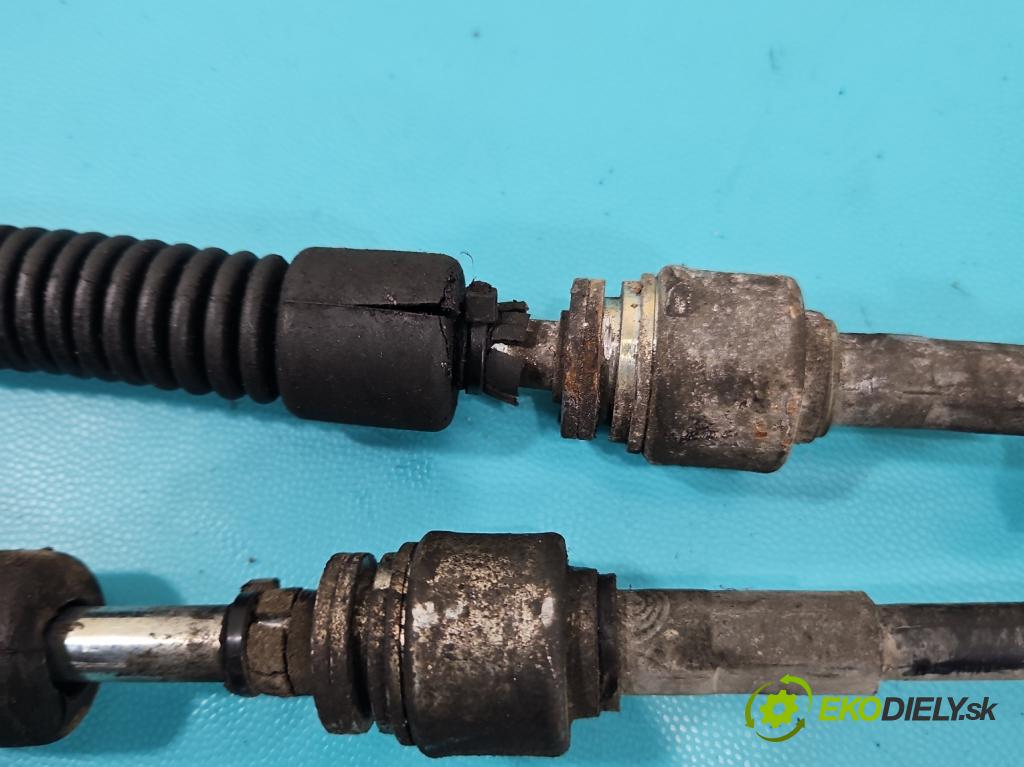 Alfa romeo 147 1.9 JTD 126 HP manual 93 kW 1910 cm3 5- Páka: Změny: stupeň,rýchlosť 55347086 (Rýchlostná páka (kulisa))