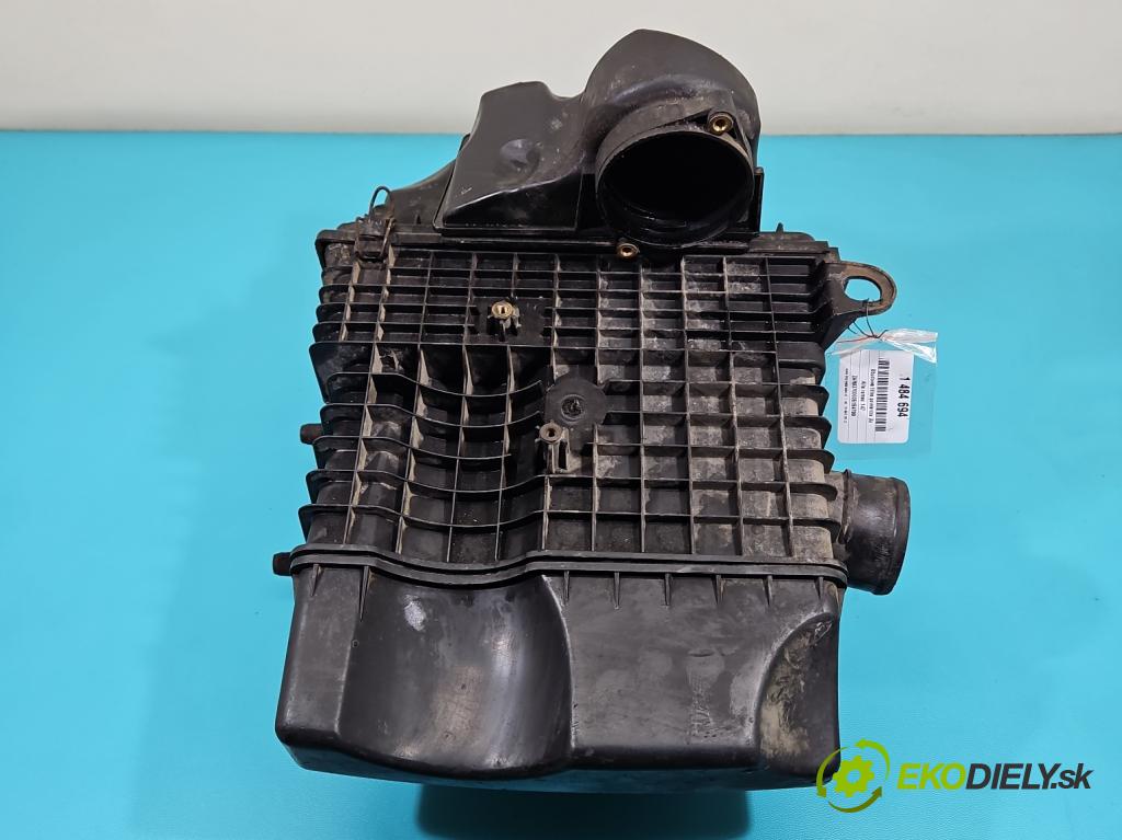 Alfa romeo 147 1.9 JTD 126 hp manual 93 kW 1910 cm3 5- obal filtra vzduchu 46794400 (Kryt vzduchového filtru)