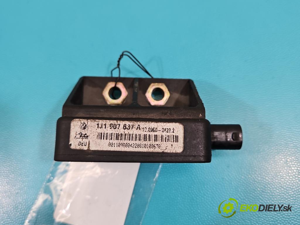 Vw Golf IV 1997-2003 2.0 8V 116 hp manual 85 kW 1984 cm3 5- snímač ESP 1J1907637A