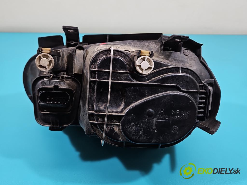 Vw Golf IV 1997-2003 2.0 8V 116 hp manual 85 kW 1984 cm3 5- světlo pravý  (Pravé přední světlo)