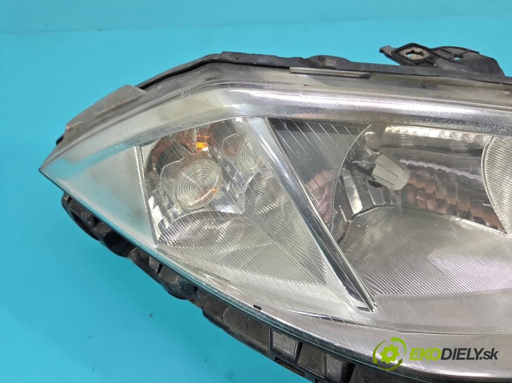 Renault Megane II 2003-2008 1.6 16V 113 HP manual 83 kW 1598 cm3 5- Reflektor: pravý 89307000 (Svetlo predné pravé)