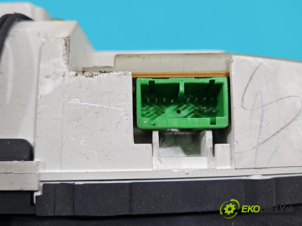 Rover 600 1.85 16v 116 HP manual 85 kW 1850 cm3 4- prístrojovka/ budíky  (Prístrojová doska)