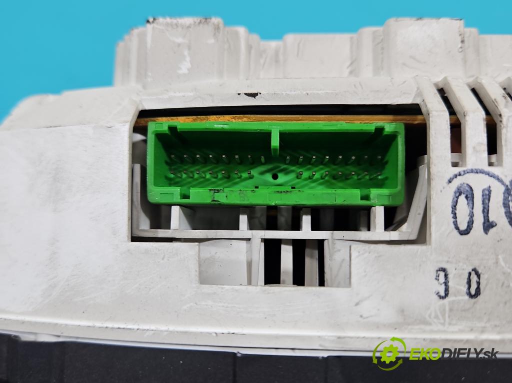 Rover 600 1.85 16v 116 HP manual 85 kW 1850 cm3 4- prístrojovka/ budíky  (Prístrojová doska)