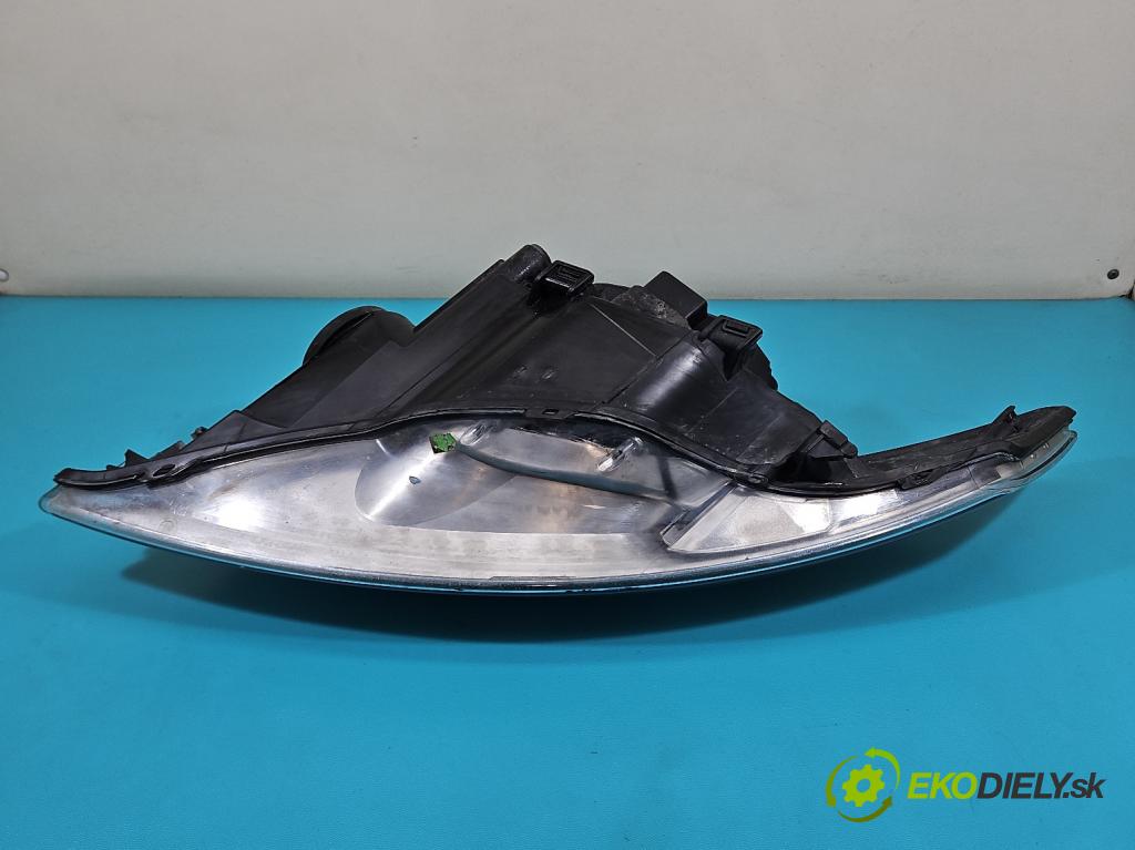 Ford Mondeo Mk4 2007-2014 2.0 tdci 140 HP manual 103 kW 1997 cm3 5- Reflektor: pravý  (Svetlo predné pravé)