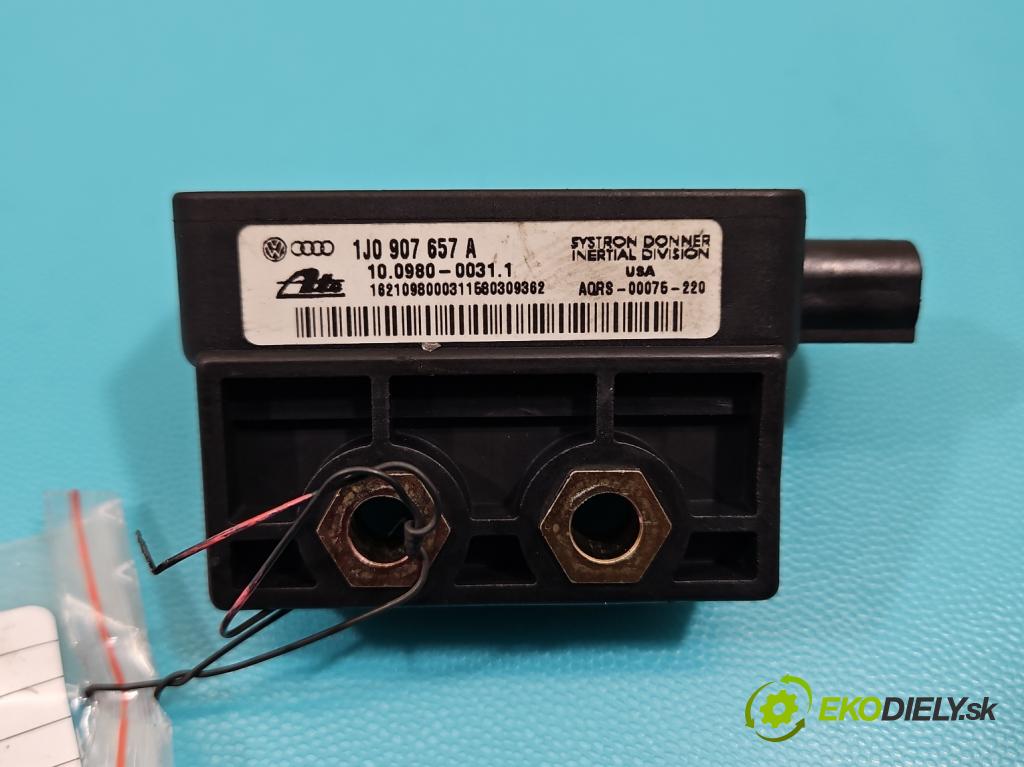 Vw Golf IV 1997-2003 1.9 tdi 90 hp manual 66 kW 1896 cm3 5- snímač ESP 1J1907637A