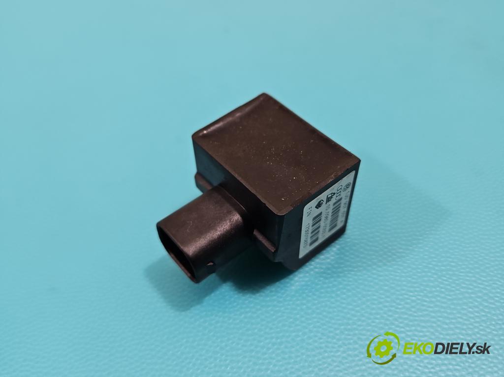 Vw Golf IV 1997-2003 1.9 tdi 90 hp manual 66 kW 1896 cm3 5- snímač ESP 1J0907651A