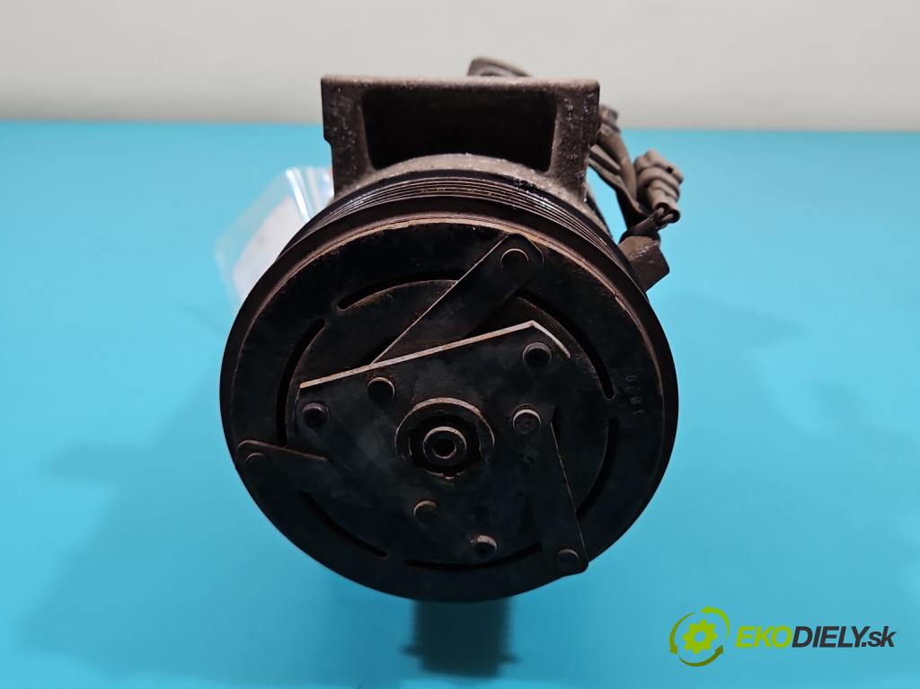 Renault Clio IV 2012-2020 0.9 Tce 90 HP manual 66 kW 898 cm3 5- Kompresor: klimatizácie 926000217R (Kompresor klimatizácie)