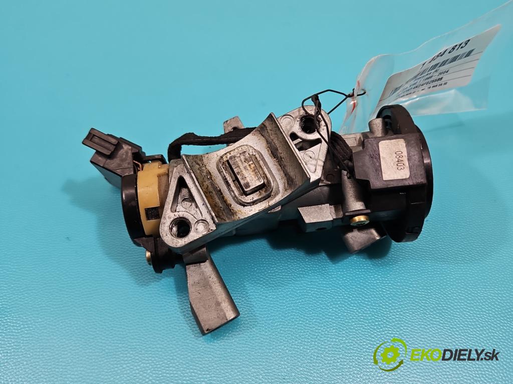 Volvo V40 I 1995-2004 1.8 16v 122 HP manual 90 kW 1783 cm3 5- Spínačka  (Spínacia skrinka)