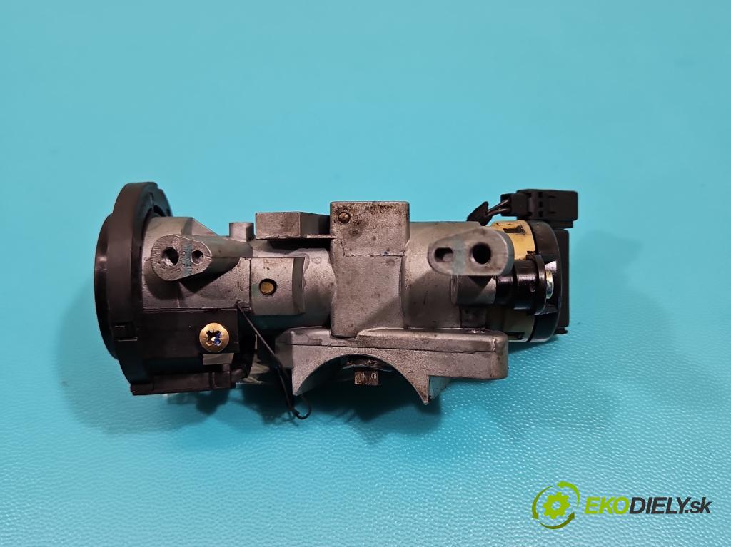 Volvo V40 I 1995-2004 1.8 16v 122 HP manual 90 kW 1783 cm3 5- Spínačka  (Spínacia skrinka)