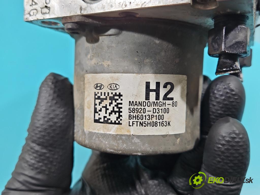 Hyundai Tucson III 2015-2020 2.0 crdi 136 HP automatic 100 kW 1999 cm3 5- čerpadlo abs 58920-D3100 (Pumpa ABS)