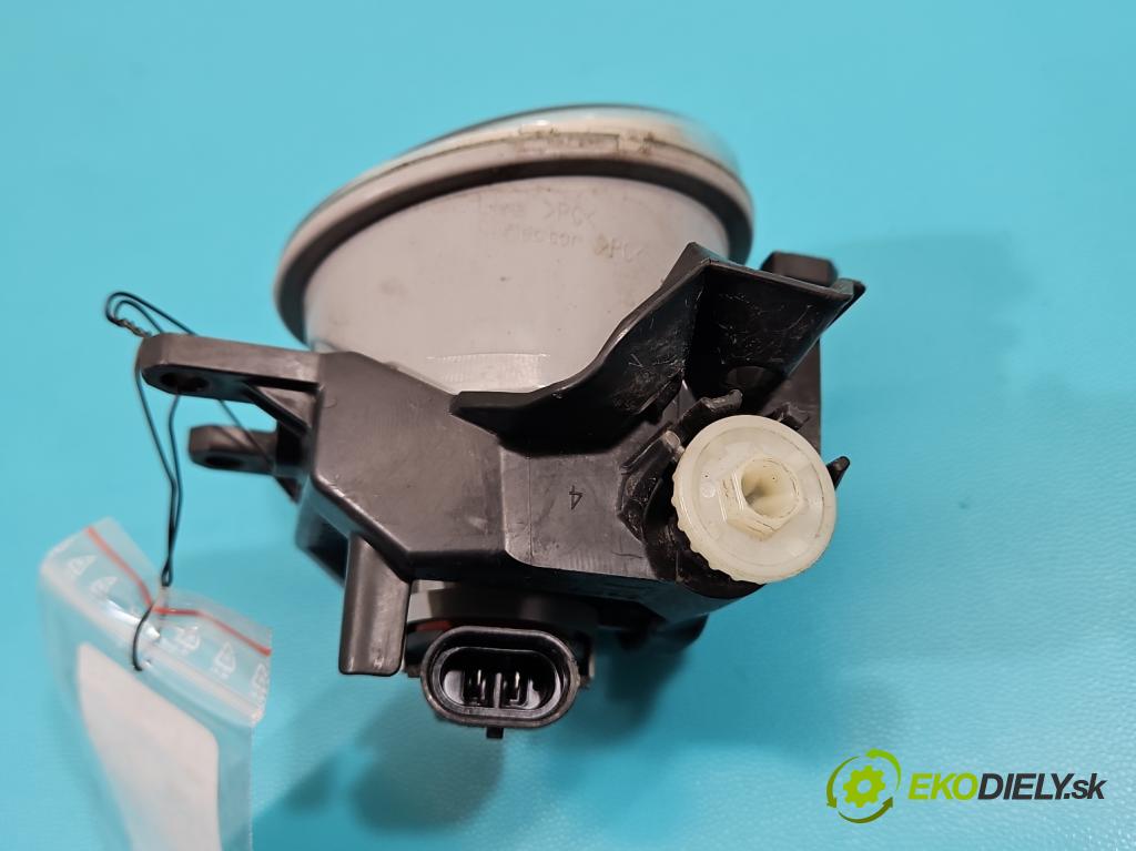 Toyota Rav4 IV 2013-2018 2.0 D4D 143 hp manual 105 kW 1995 cm3 5- Halogen pravý 70618 (Klika dveří ostatní)