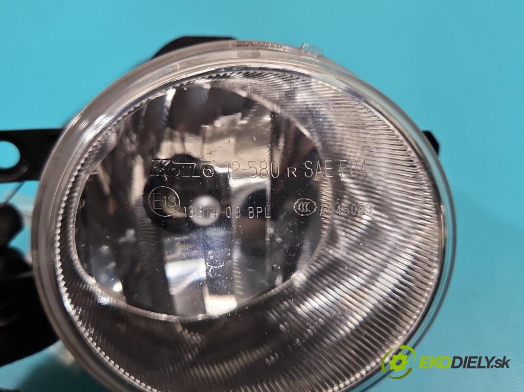 Toyota Rav4 IV 2013-2018 2.0 D4D 143 hp manual 105 kW 1995 cm3 5- Halogen pravý 70618 (Klika dveří ostatní)