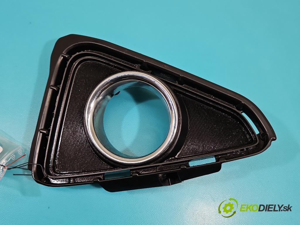 Toyota Rav4 IV 2013-2018 2.0 D4D 143 HP manual 105 kW 1995 cm3 5- blenda mriežka: nárazník pravé 52030-42050