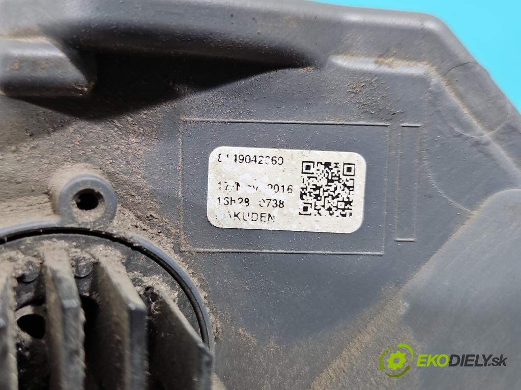 Toyota Rav4 IV 2013-2018 2.0 D4D 143 hp manual 105 kW 1995 cm3 5- světlo zadní levé nárazníku 8149042060