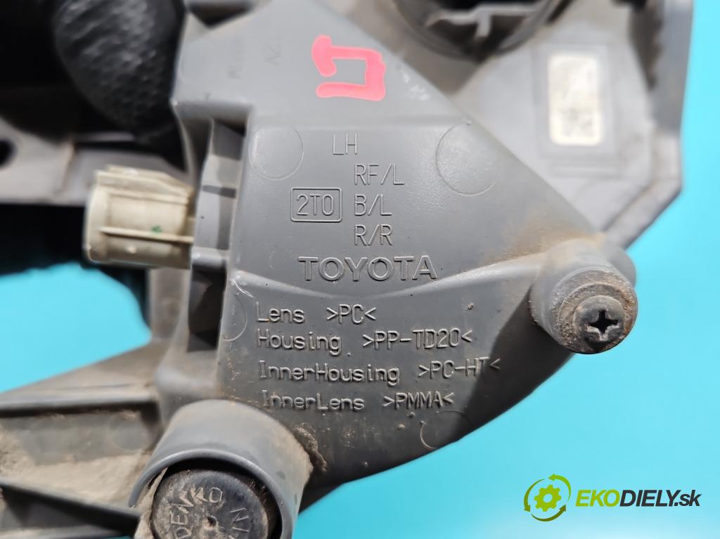 Toyota Rav4 IV 2013-2018 2.0 D4D 143 hp manual 105 kW 1995 cm3 5- světlo zadní levé nárazníku 8149042060