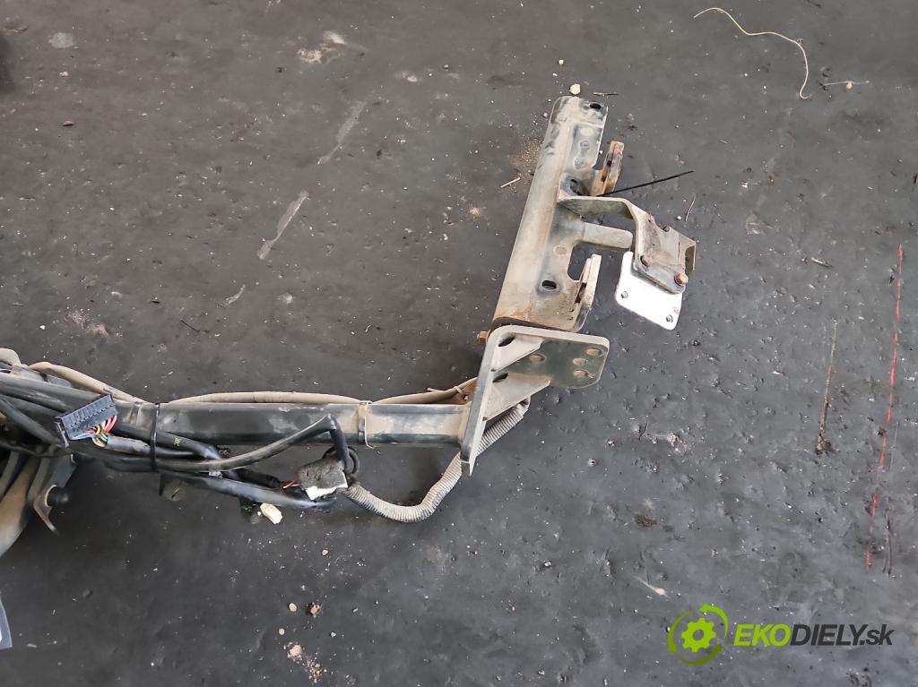 Toyota Rav4 IV 2013-2018 2.0 D4D 143 hp manual 105 kW 1995 cm3 5- oko tažné PW960-0R000 (Tažné zařízení)