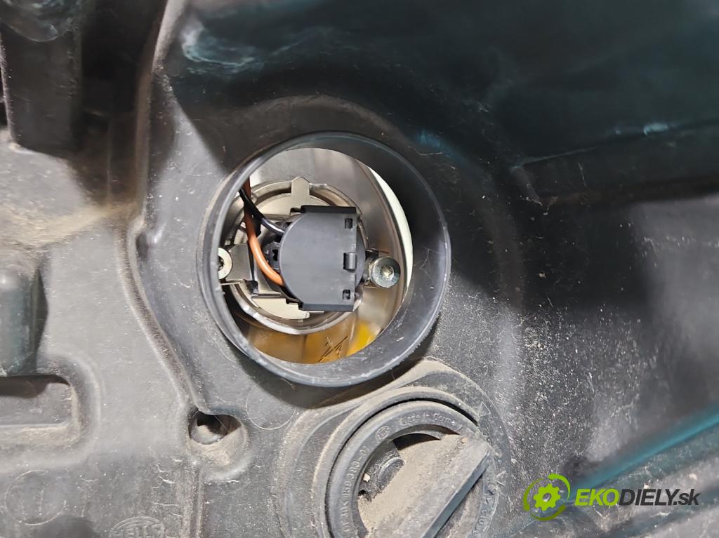 Ford Kuga Mk1 2008-2013 2.0 tdci 136 HP manual 100 kW 1997 cm3 5- Reflektor: pravý 8V41-13W029-AE (Svetlo predné pravé)