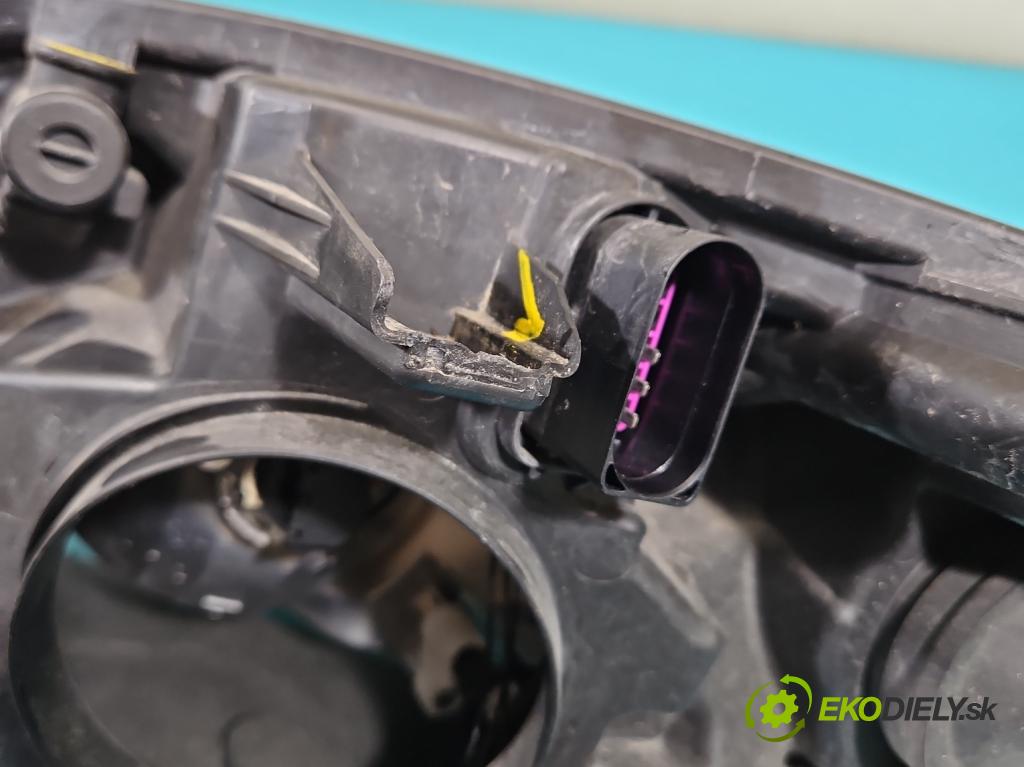 Ford Kuga Mk1 2008-2013 2.0 tdci 136 HP manual 100 kW 1997 cm3 5- Reflektor: pravý 8V41-13W029-AE (Svetlo predné pravé)