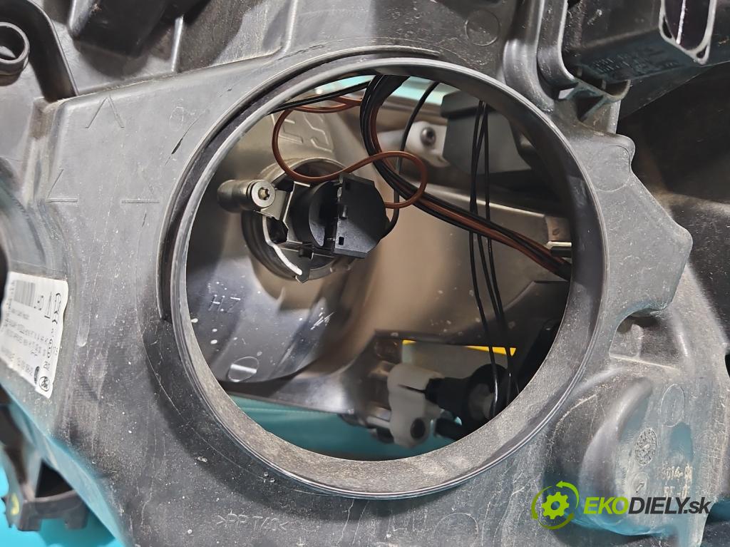 Ford Kuga Mk1 2008-2013 2.0 tdci 136 HP manual 100 kW 1997 cm3 5- Reflektor: pravý 8V41-13W029-AE (Svetlo predné pravé)