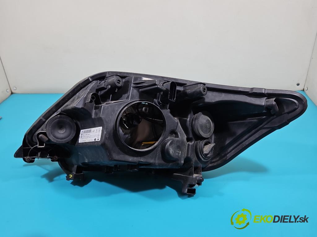 Ford Kuga Mk1 2008-2013 2.0 tdci 136 HP manual 100 kW 1997 cm3 5- Reflektor: pravý 8V41-13W029-AE (Svetlo predné pravé)